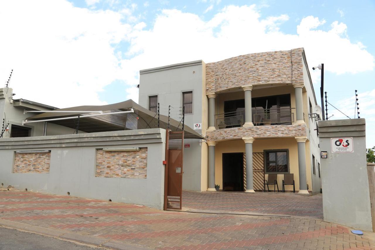 Coco Palm Bed & Breakfast Windhoek Ngoại thất bức ảnh
