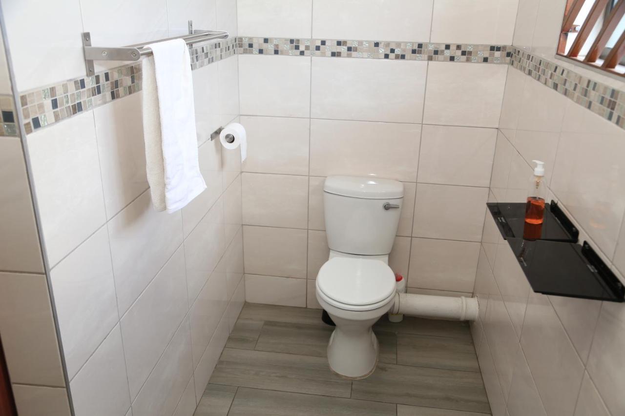 Coco Palm Bed & Breakfast Windhoek Ngoại thất bức ảnh